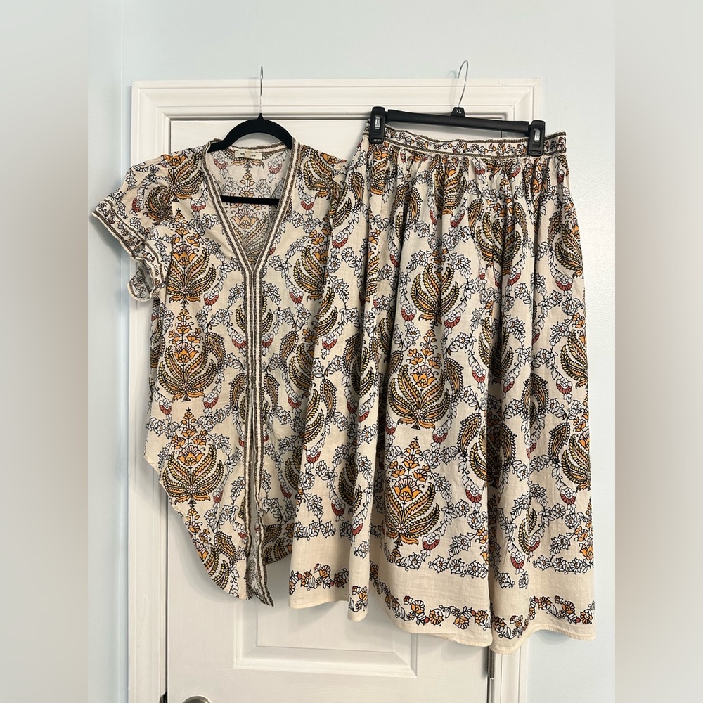 Max Studio Cream and Brown Patterned Matching Set - image 1